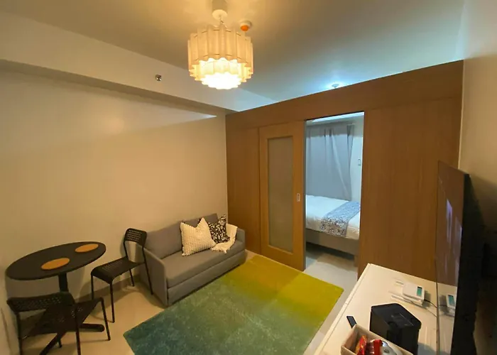 Glam Residences - Besides To Gma & Mrt Kamuning Aparthotel