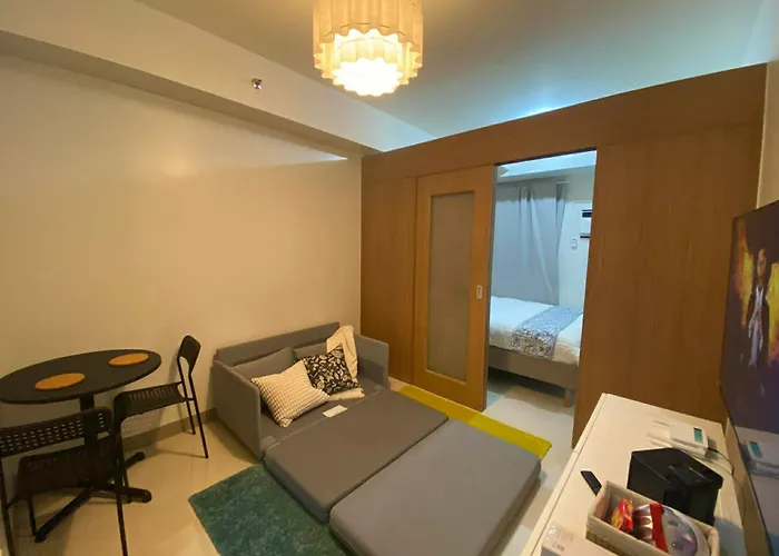 Glam Residences - Besides To Gma & Mrt Kamuning Manila